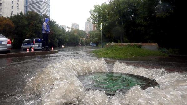 موسكو تتحول إلى مدينة عائمة جراء الفيضانات