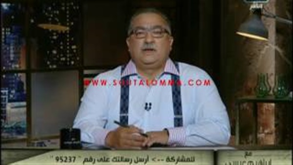 بالفيديو.. إبراهيم عيسى: «مصر دولة ليست ديمقراطية»