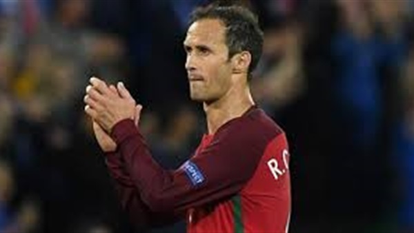 البرتغالي ريكاردو كارفاليو يفكر في اعتزال كرة القدم