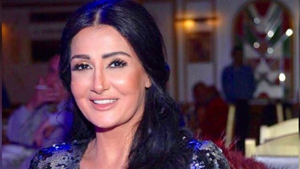 بالصور.. غادة عبد الرازق تتعاقد على فيلم جديد مع «السبكى»