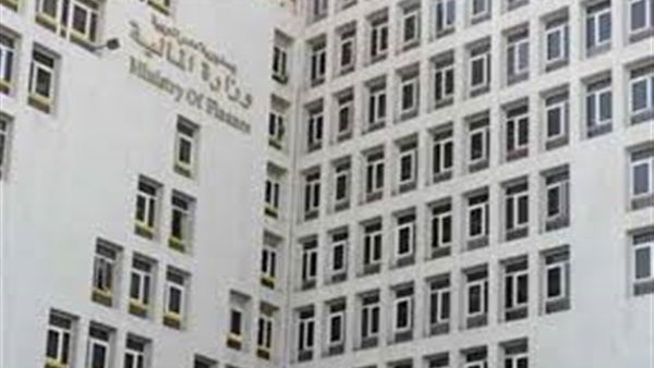 المالية: اختيار 4 بنوك استثمار دولية لطرح السندات الدولارية بالأسواق العالمية
