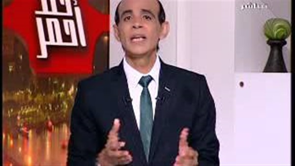 بالفيديو.. إعلامي يهاجم «وزير السياحة»