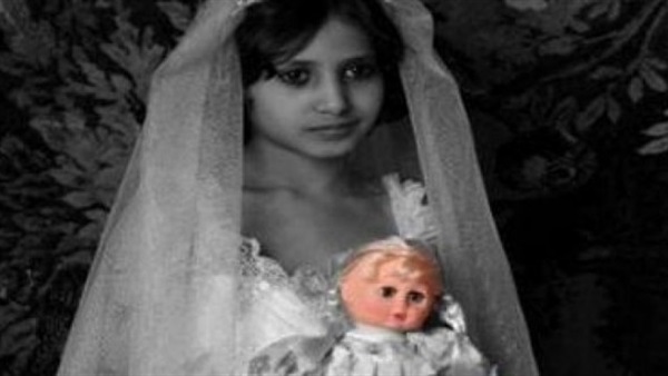 «الاغتصاب والعضاضة وزواج القاصرات».. أبرز جرائم «داعش» ضد النساء.. «امرأة ايزيدية» عاشروني جنسيا مقابل 12 دولار.. اختطاف الكرديات وبيعهن في سوق الخادمات.. وإغلاق صالونات التجميل ومحال الملابس 