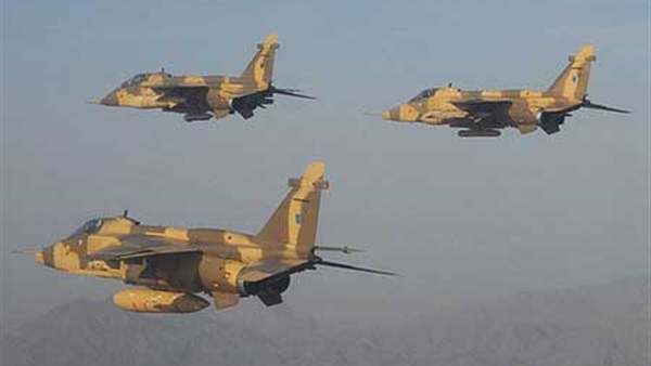 سلاح الجو السوري يغير على مواقع لداعش بعدة مناطق