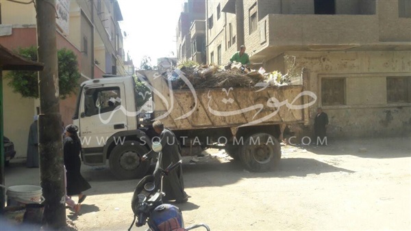 رفع 106 طن قمامة بالمنيا ضمن «حلوة يا بلدي»