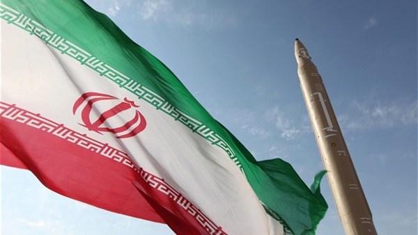 «إيران» تبدأ استخدام العقد الجديد بصفقات النفط والغاز