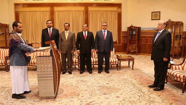 سفراء جدد لليمن يؤدون اليمين الدستورية أمام هادي