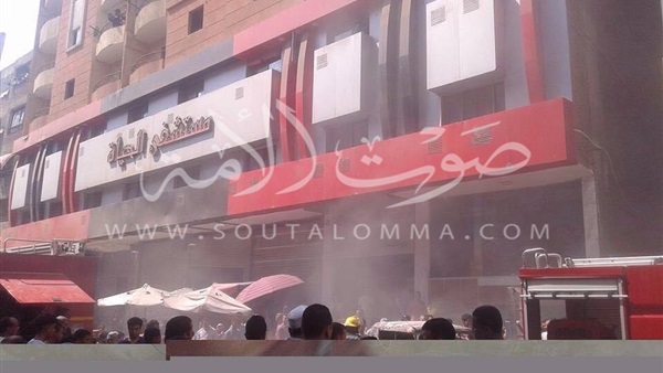 ننشر أول صور من حريق مستشفى «الحياة» ببولاق 