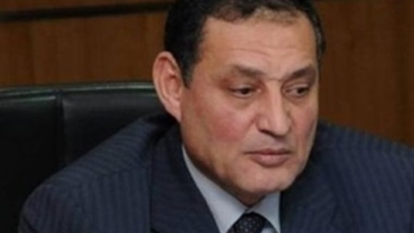 توزيع جوائز التميز والإبداع في الأداء المؤسسي بالمجتمعات العمرانية