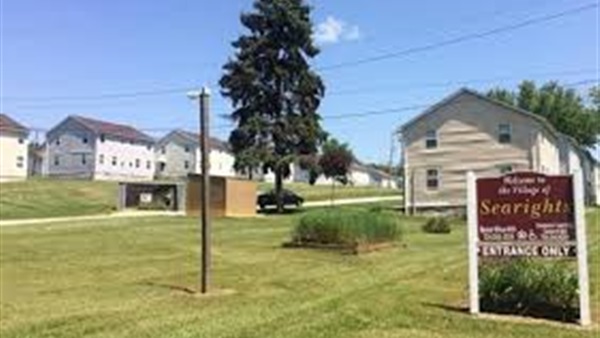  قرية إنجليزية للشراء مقابل 20 مليون إسترليني