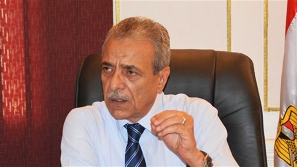 محافظ المنيا يشكل لجنة لتحديد احتياجات المواطنين من السلع الغذائية