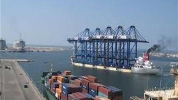 اليوم.. ميناء دمياط يستقبل 12 ألف طن بروبان