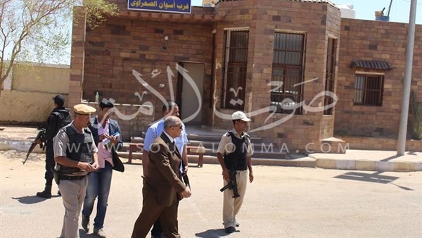 بالصور.. مرور مفاجئ لمدير الأمن على الأكمنة بأسوان