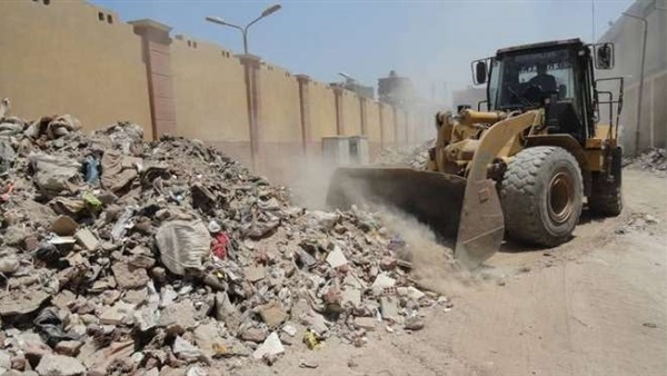وحدة دير مواس المحلية ترفع 70 طن مخلفات بالمنيا