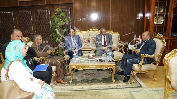 بالصور.. محافظ المنوفية يستقبل وزير التربية والتعليم بمكتبه