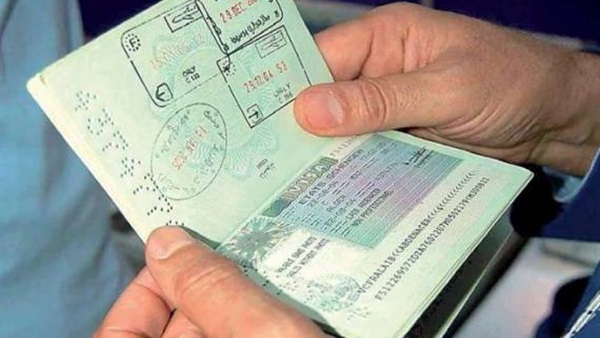 بعد سحب «رئيس الوزراء» الجنسية من 3 مواطنين.. 10 أسباب تفقدك الهوية المصرية.. التعاون مع دولة أخرى في الحرب.. الانضمام إلى منظمات أجنبية تضر بمصلحة الوطن.. الانضمام للخدمة العسكرية بالخارج