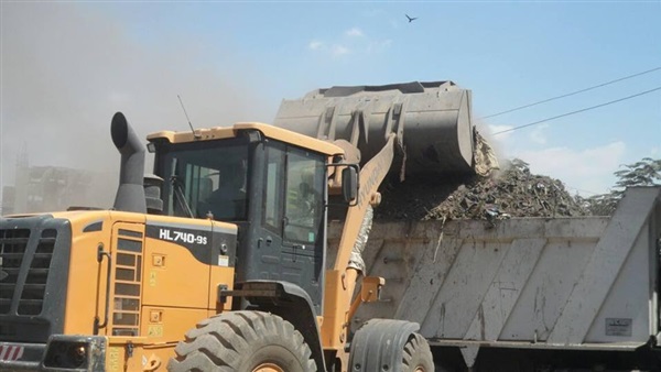 بالصور..رفع 670 طن مخلفات وقمامة من شوارع مركز ناصر ببني سويف