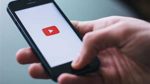 يوتيوب يضيف  صور واستطلاعات وتدوينات