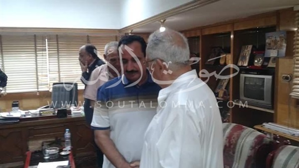 بالصور.. رئيس مدينة المحلة يناقش بناء المدارس الجديدة مع «النواب»