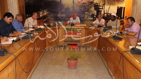 «شلتوت» يعقد إجتماعاً لبحث استعدادات دمياط لاستقبال عيد الأضحى
