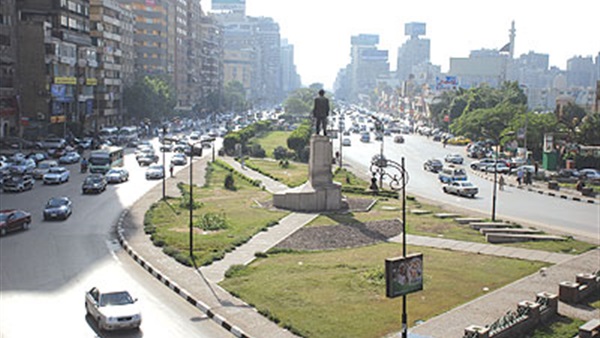 مرور الجيزة يغلق شارع جامعه الدول بسبب اصلاحات الصرف الصحي