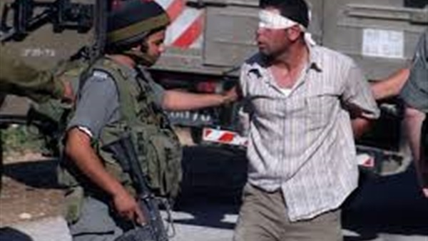 اعتقال 5 أشخاص ببريطانيا للاشتباه في ضلوعهم في جرائم ارهابية اعتقال 5 أشخاص ببريطانيا للاشتباه في ضلوعهم في جرائم ارهابية