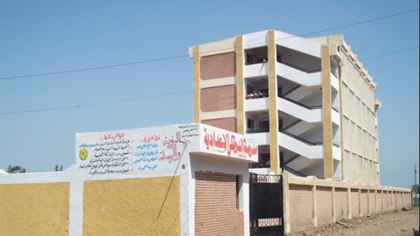 «تعليم بورسعيد» يبحث استعدادات بدء العام الدراسي الجديد
