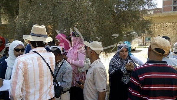 بالصور.. المركز الدولي للزراعة يتفقد مشروع أبراج الحمام بالغربية