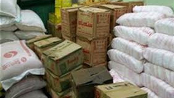 مباحث التموين تداهم مخازن محتكرى تجارة السكر
