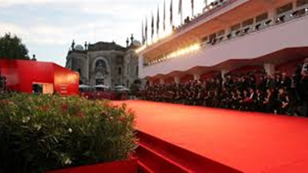 افتتاح مهرجان فينيسيا السينمائي الدولي "الموسترا" في إيطاليا
