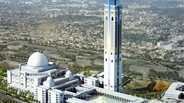 تفاصيل أضخم مسجد تنشئه الجزائر.. تكلفته مليار ونصف دولار.. يحتوى على أطول مئذنة في العالم.. مخصص به ساحات للطعام وانتظار السيارات.. يطل على خليج العاصمة.. وخبراء يصفونه بأول منبر وسطي في الجمهورية