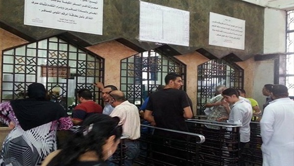 ننشر مواعيد وأسعار القطارات في عيد الأضحى.. قطار درجة أولى مكيف بـ 135 جنيه للتذكرة.. بدء العمل بالقطارات الإضافية من 4 سبتمبر.. وحجزها قبل السفر بـ24 ساعة خلال العيد.. و9 قطارات مكيفة لأهالي «النوبة»