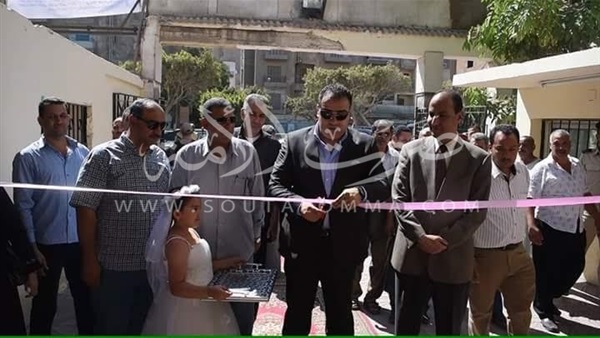 محافظ الفيوم يفتتح معرضا للسلع الغذائية ومستلزمات المدارس