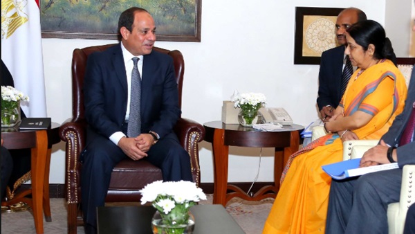 تفاصيل لقاء السيسي مع وزيرة خارجية الهند