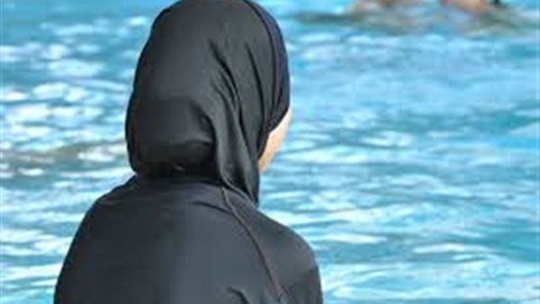 قرار قضائي بإلغاء حظر ارتداء "البوركيني" في نيس الفرنسية