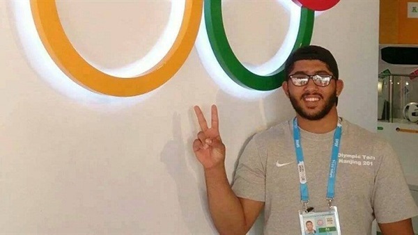 لاعب مصرى يهزم منافسه الاسرائيلي في بطولة العالم للمصارعة بفرنسا