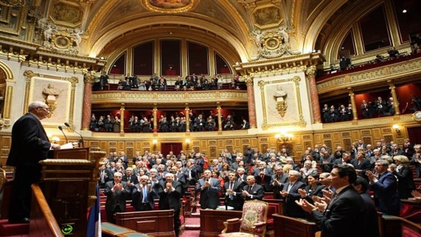 وفد مجلس الشيوخ الفرنسي يصل القاهرة