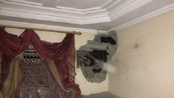 إصابة مواطنة سعودية وطفلها إثر سقوط مقذوف عسكري من اليمن