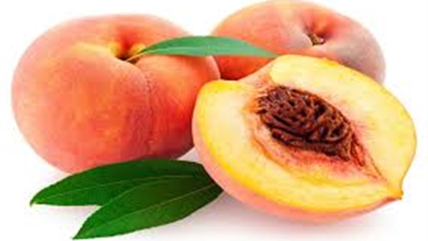 دراسة: الخوخ المجفف يخفض خطر الإصابة بسرطان القولون