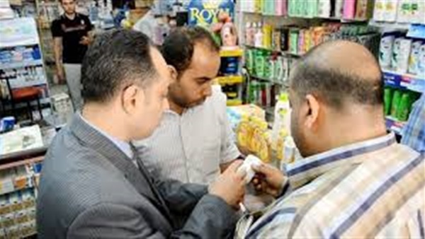الرقابة الادارية بكفر الشيخ تشن حملة على أحدى القرى لعلاج القصور في الخدمات