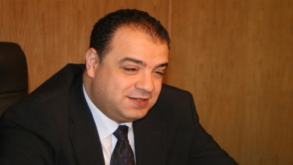 محافظ الفيوم: إنشاء مجمع مدارس جديد ومنطقة خدمات بـ«سنورس»  