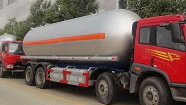  ضخ 2460 طنا من المواد البترولي بمحافظة قنا