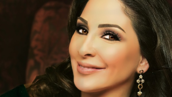 إليسا تطرح البومه الجديد«سهرنا ياليل» على «السوشيال ميديا»