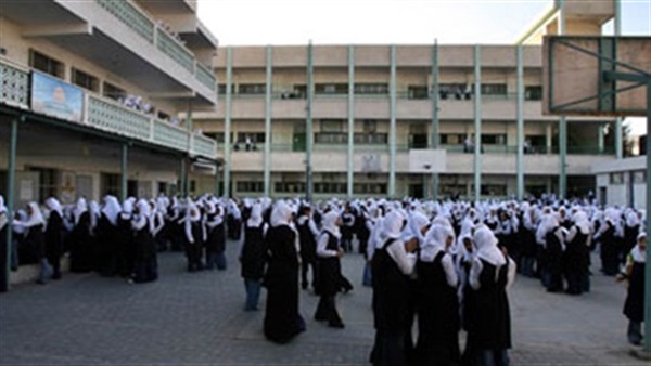 ضبط أفلام إباحية داخل مدرسة بنات بالمنيا