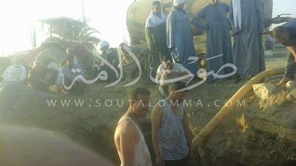 إنقاذ أسرة فى انهيار منزل بدمنهور بسبب الأمطار
