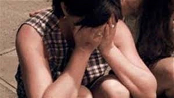 ضبط شاب وفتاة في وضع مخل داخل سيارة بالشرقية