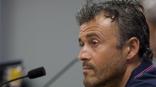 انريكي حائر بين دعم ريال مدريد والخوف منه