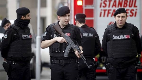 إصابة شرطيين تركيين فى حادث إطلاق نار بإسطنبول