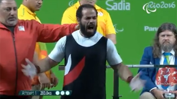 شريف عثمان يحرز أول ذهبية لمصر في رفع الأثقال بدورة الألعاب البارالمبية بريو دي جانيرو