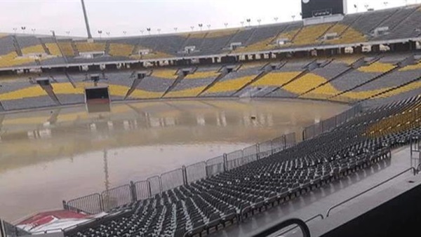 "بركة" مياه برج العرب قد تنقل مباراة المنتخب لملعب أخر